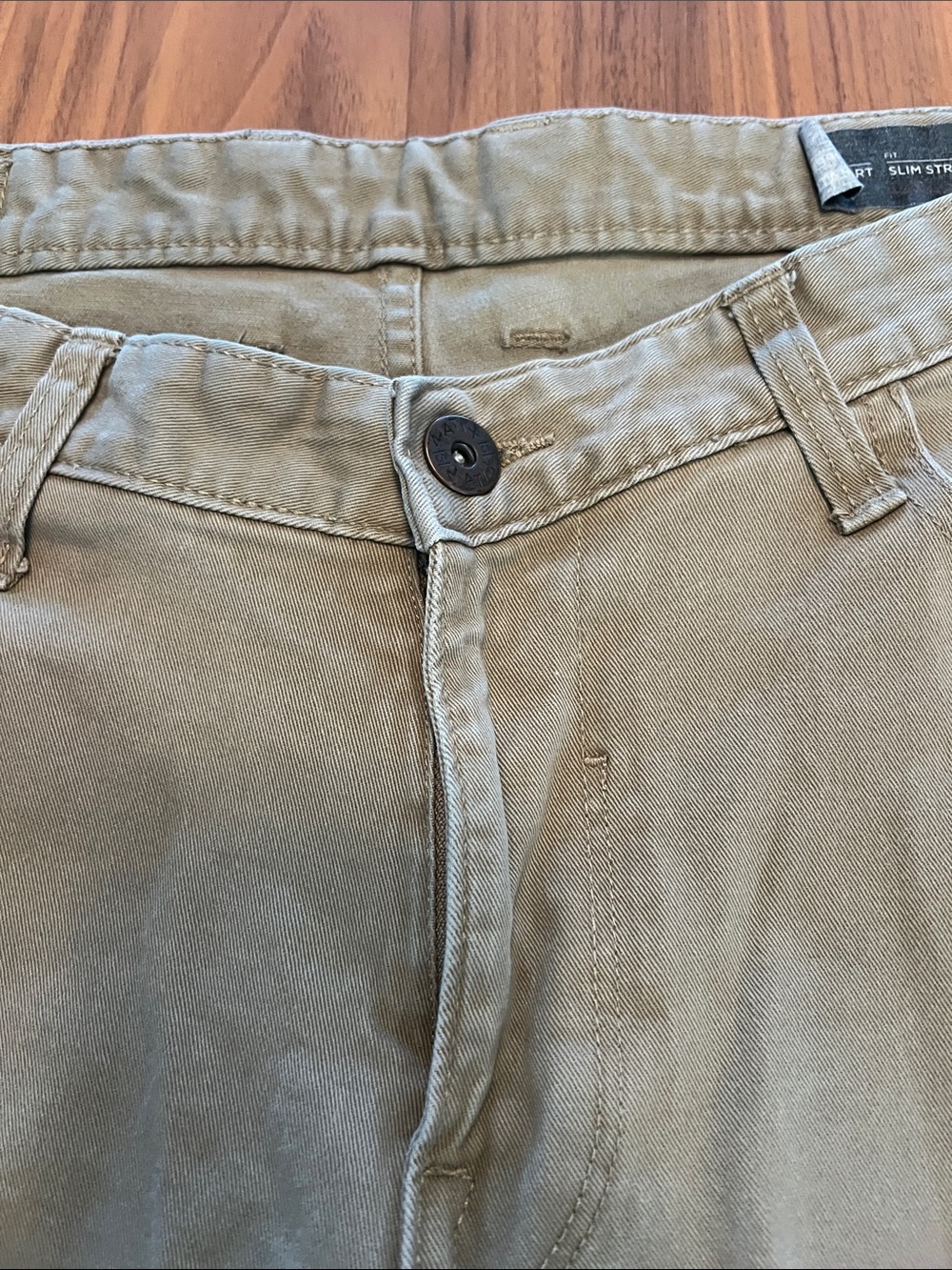 Men's Casual MATIX Khaki Shorts, size 32. - Picture 6 of 6